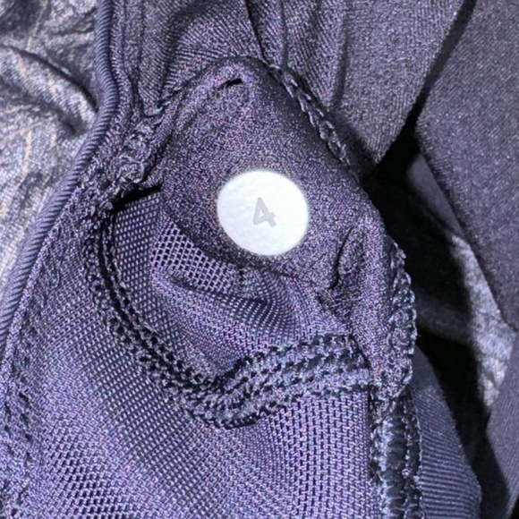 Lululemon  - Wild Tank - Picture 10 of 12